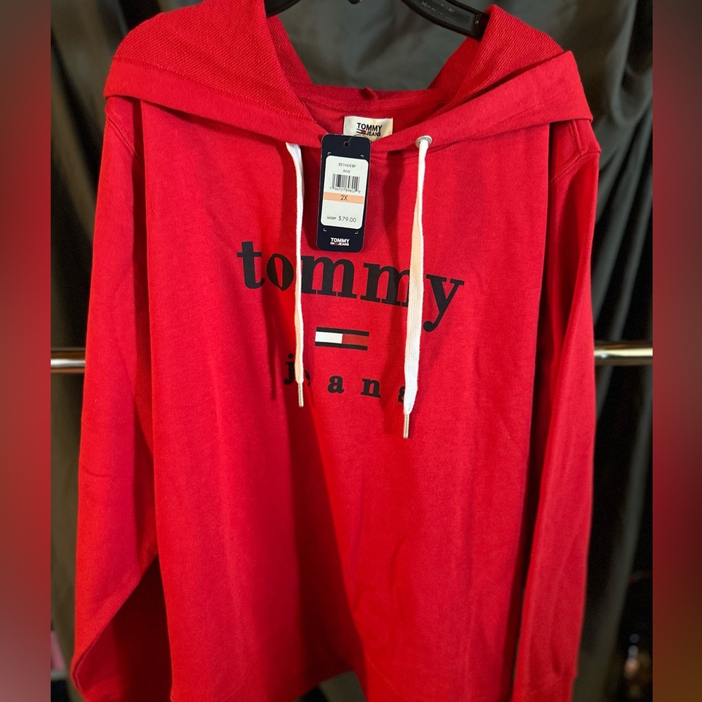 Tommy pull over hoodie